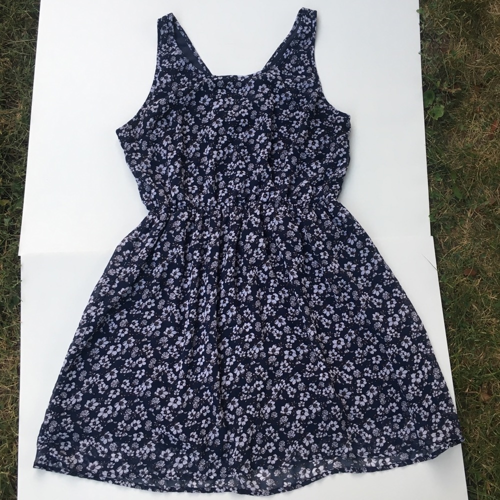 H&M Divided floral cut-out dress